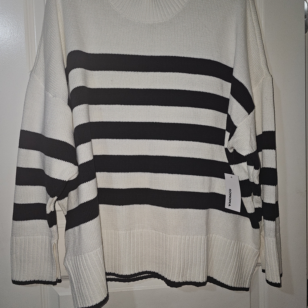 Sonoma Striped Crew Neck Sweater - Black and White
